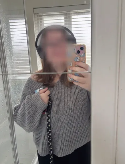 Selina, 23