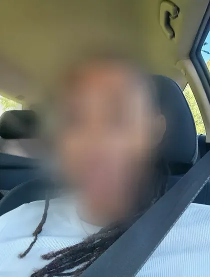 Viktoria, 34