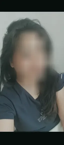 Yvonne, 31